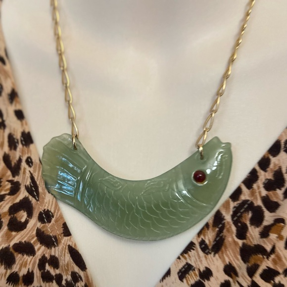 Vintage, 4.5in Carved Fish Jade  Necklace - Picture 1 of 10